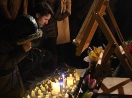 Justin Trudeau comemoration victime crash iran