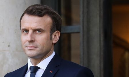 Macron compare la guerre d'Algérie et la Shoah, la droite devient folle 