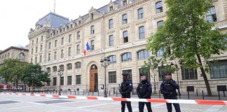 La préfecture de police de Paris demande la radiation de trois fonctionnaires musulmans