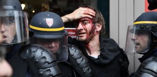 Urgence violences policières - une application pour filmer les abus des forces de l’ordre