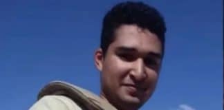 Egypte- un soldat se filme mutilant un cadavre civil puis le brûle dans le désert - VIDEO