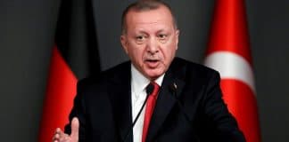 Erdogan accuse la Grèce d’utiliser des méthodes nazies contre les migrants