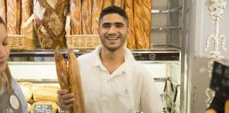 Taieb Sahal remporte le concours de la meilleure baguette de Paris 2020
