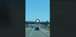 Canada victime d’un incident technique un avion atterrit sur une autoroute VIDEO