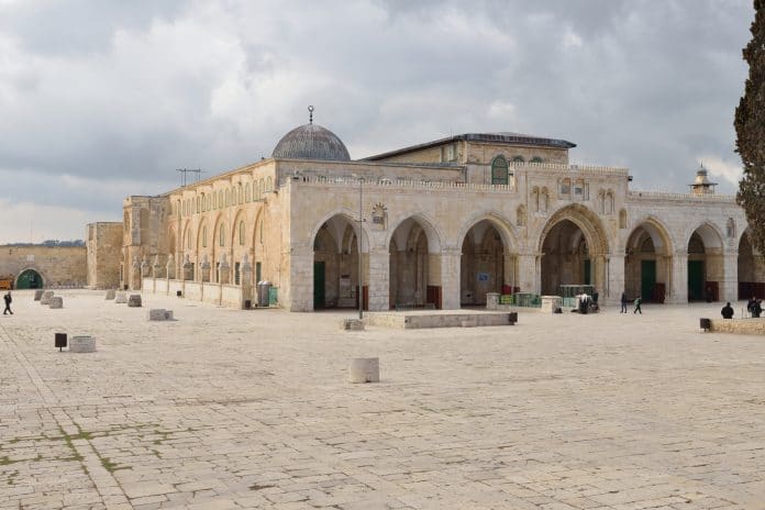 Coronavirus - la mosquée Al-Aqsa restera fermée au culte pendant le Ramadan