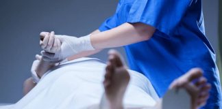 Coronavirus : un médecin légiste décède après avoir contracté le virus sur un cadavre