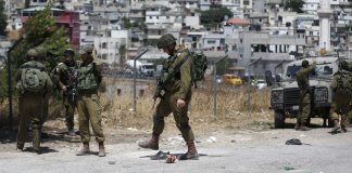 Des soldats israéliens enlèvent un jeune handicapé et un adolescent palestiniens
