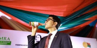 Madagascar - Le président lance un remède à base de plantes médicinales contre le coronavirus