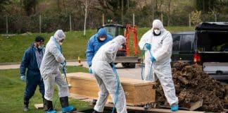 Royaume-Uni - Ismail mort du coronavirus à 13 ans est enterré sans sa famille à ses funérailles