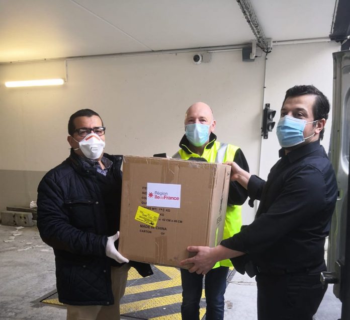 Coronavirus - Valérie Pécresse offre des masques aux imams d’Ile-de-France