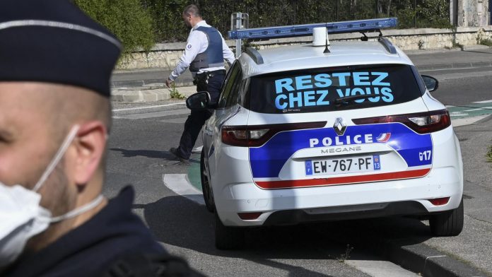 Peines de prison exceptionnelles pour 3 policiers ayant dérapé lors d'une intervention à Marseille