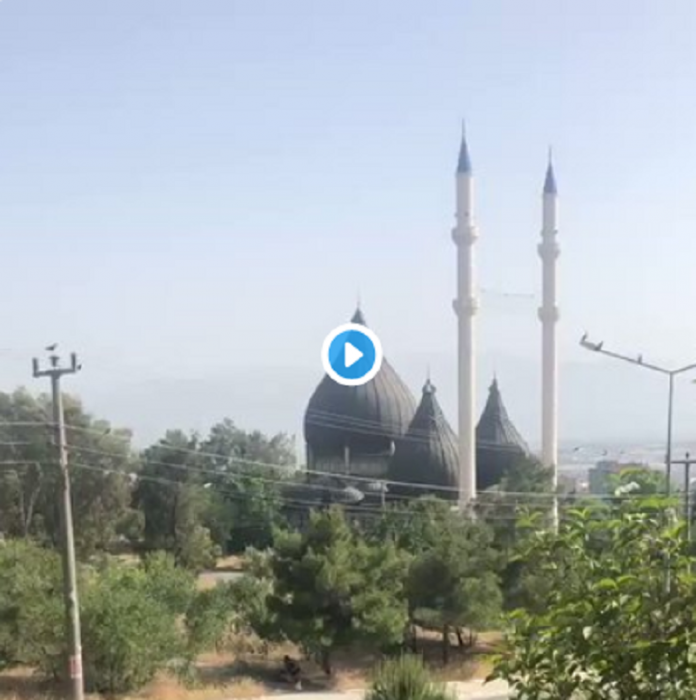 Quand les minarets en Turquie se font pirater et diffusent la chanson italienne 