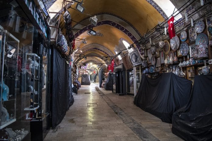 Turquie - après un silence rare, le Grand Bazar d'Istanbul se prépare à rouvrir - VIDEO