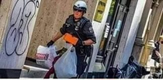États-Unis : des policiers américains pillent des magasins sans complexe