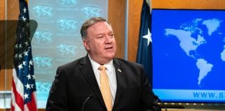 Mahmoud Abbas refuse un appel téléphonique de Mike Pompeo