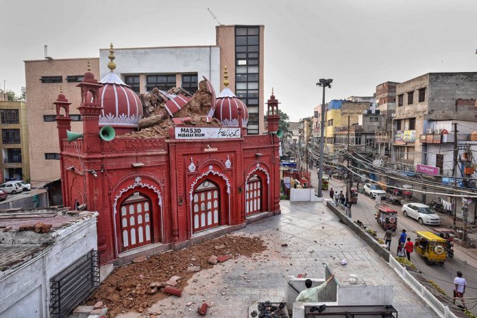 De fortes pluies endommagent une mosquée vieille de 200 ans dans la capitale indienne