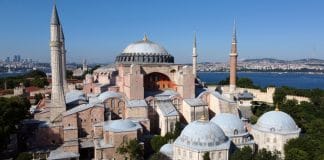 La Turquie couvrira les icônes chrétiennes de Sainte-Sophie lors des prières