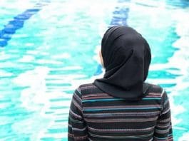 Maroc : Une femme en burkini se voit refuser l'accès à une piscine