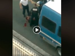Martinique un gendarme enfonce son doigt dans l’oeil du jeune Kezia alors qu’il gisait au sol le crâne ouvert - VIDEO