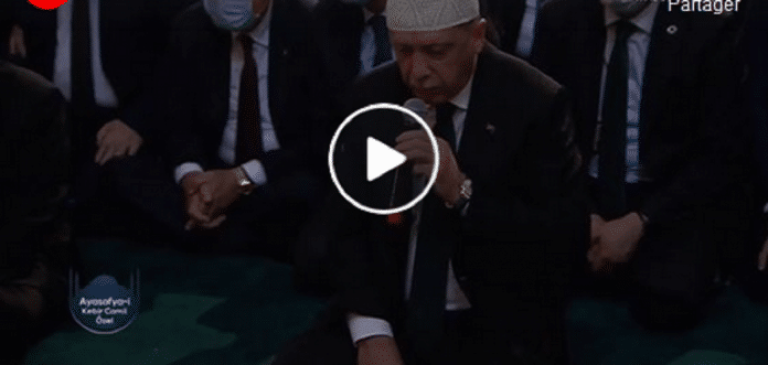 Turquie : À l'occasion de la réouverture de la mosquée Sofya, le président Erdogan récite le Coran en direct
