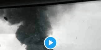 Clermont-Ferrand : incendie spectaculaire d'un entrepôt contenant des produits chimiques