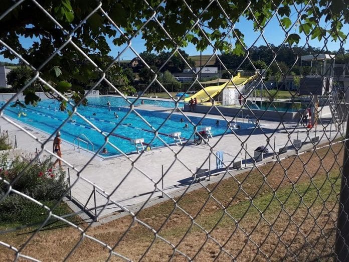 Suisse : une piscine municipale désormais interdite aux étrangers 