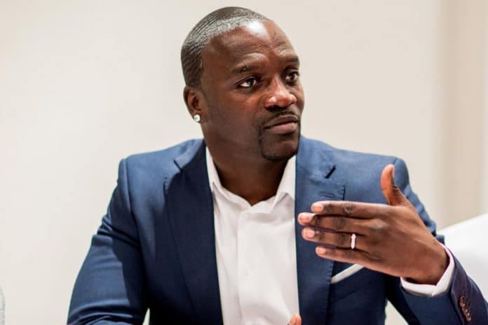 « Les Noirs doivent retourner vivre en Afrique », les propos d’Akon sur l’esclavage provoque un tollé2