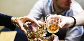 Abu Dhabi encourage l’achat et la consommation d’alcool en assouplissant ses règles