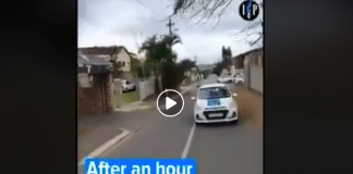Afrique du Sud les non-musulmans font résonner l’adhan dans les rues pour apporter leur soutien aux musulmans - VIDEO