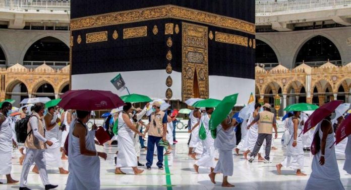 Arabie saoudite - le ministre du Hajj lance un forum virtuel pour enrichir l'expérience des pèlerins