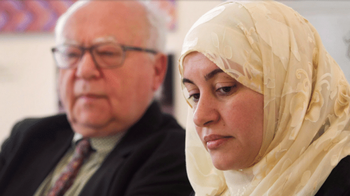 Canada un juge qui a demandé à une femme de retirer son hijab au tribunal présente des excuses