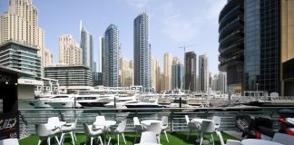 Emirats arabes unis : le gouvernement impose aux hôtels d'adapter leurs cartes aux besoins alimentaires des Juifs