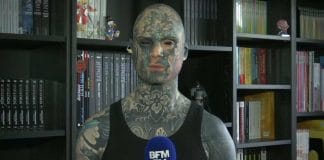 Essonne - un instituteur tatoué de la tête aux pieds regrette de ne plus enseigner en maternelle