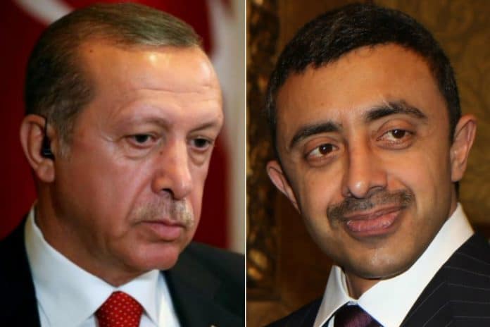 Les Emirats accusent la Turquie d'essayer de restaurer la « domination coloniale » sur le monde arabe
