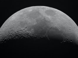 Les scientifiques stupéfaits découvrent que la Lune « rouille »