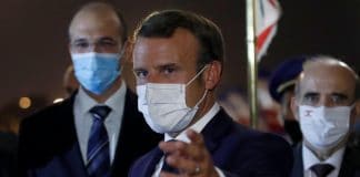 Macron accuse les dirigeants libanais de « trahison » et envoie un avertissement au Hezbollah