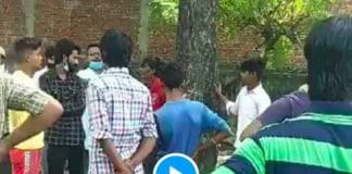 Un jeune musulman attaché à un arbre et battu à mort par une foule hindoue (1)