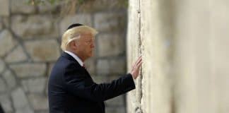 « Si vous aimez votre pays Israël, votez pour moi » - le message de Trump aux juifs américains