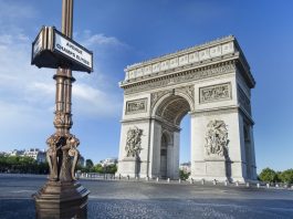 Alerte à la bombe secteur Champs-Elysées, zone bouclée et trafic interrompu