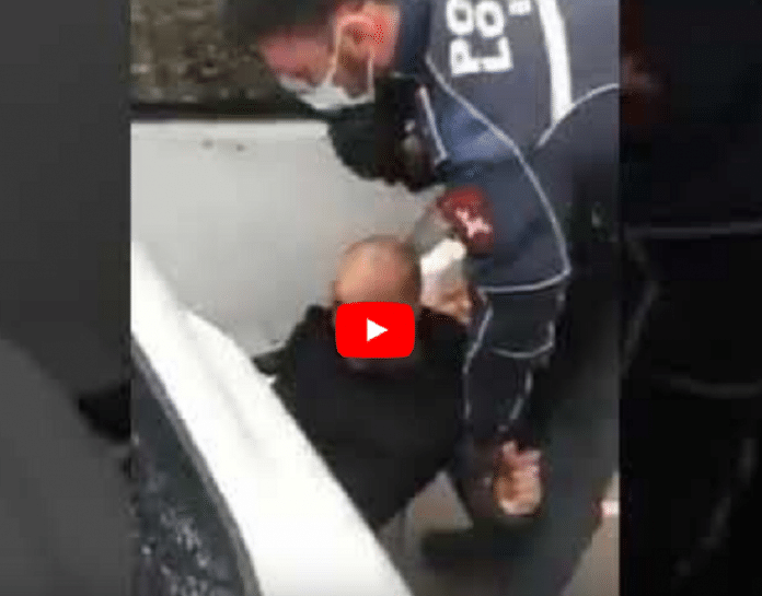Italie : Indignation de la population après l'agression violente de Younès par la police