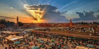 Le Maroc allège ses restrictions pour attirer les touristes étrangers