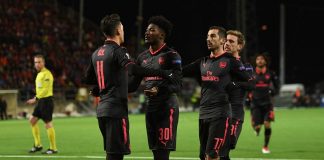 Mesut Ozil et Henrikh Mkhitaryan