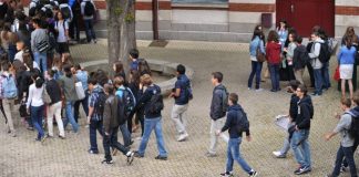 Une femme médecin interdite d’intervenir dans un collège à cause de son voile (1)