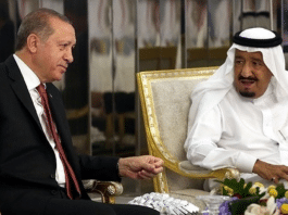 Le président turc Erdogan et le roi saoudien discutent de l'amélioration de leurs relations