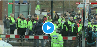Bagarre générale entre des chauffeurs français et la police britannique - VIDEO