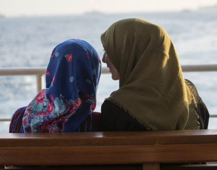 Covid-19 - une start-up israélienne développe des hijabs antibactériens