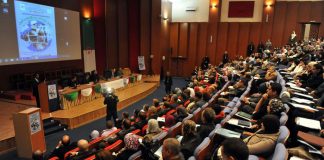 L'Algérie accepte de recevoir des étudiants palestiniens 