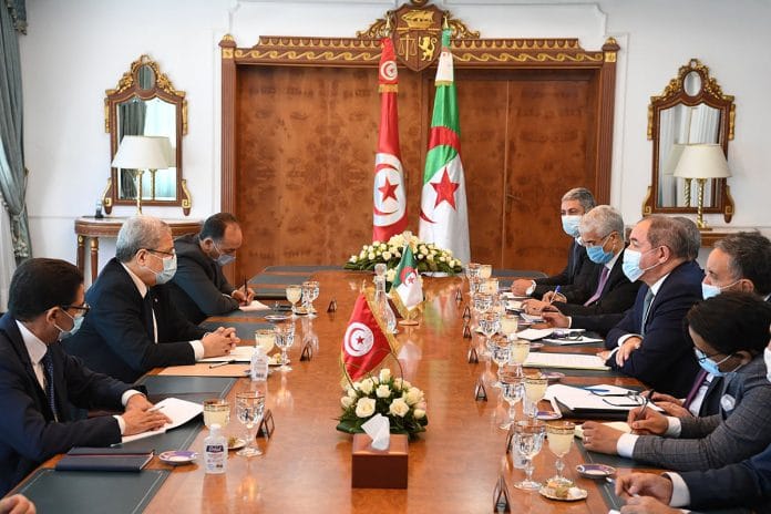 La Tunisie et l'Algérie tentent de calmer les tensions sur le Sahara occidental