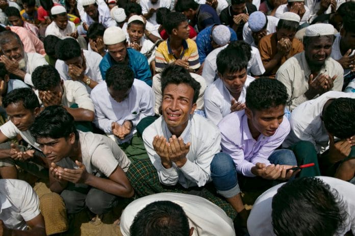 Le Bangladesh «s'apprête à déplacer» un nouveau groupe de Rohingyas sur une île isolée