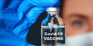 Les Emirats Arabes Unis négocient avec Israël pour acheter un vaccin contre le Covid pour les Palestiniens